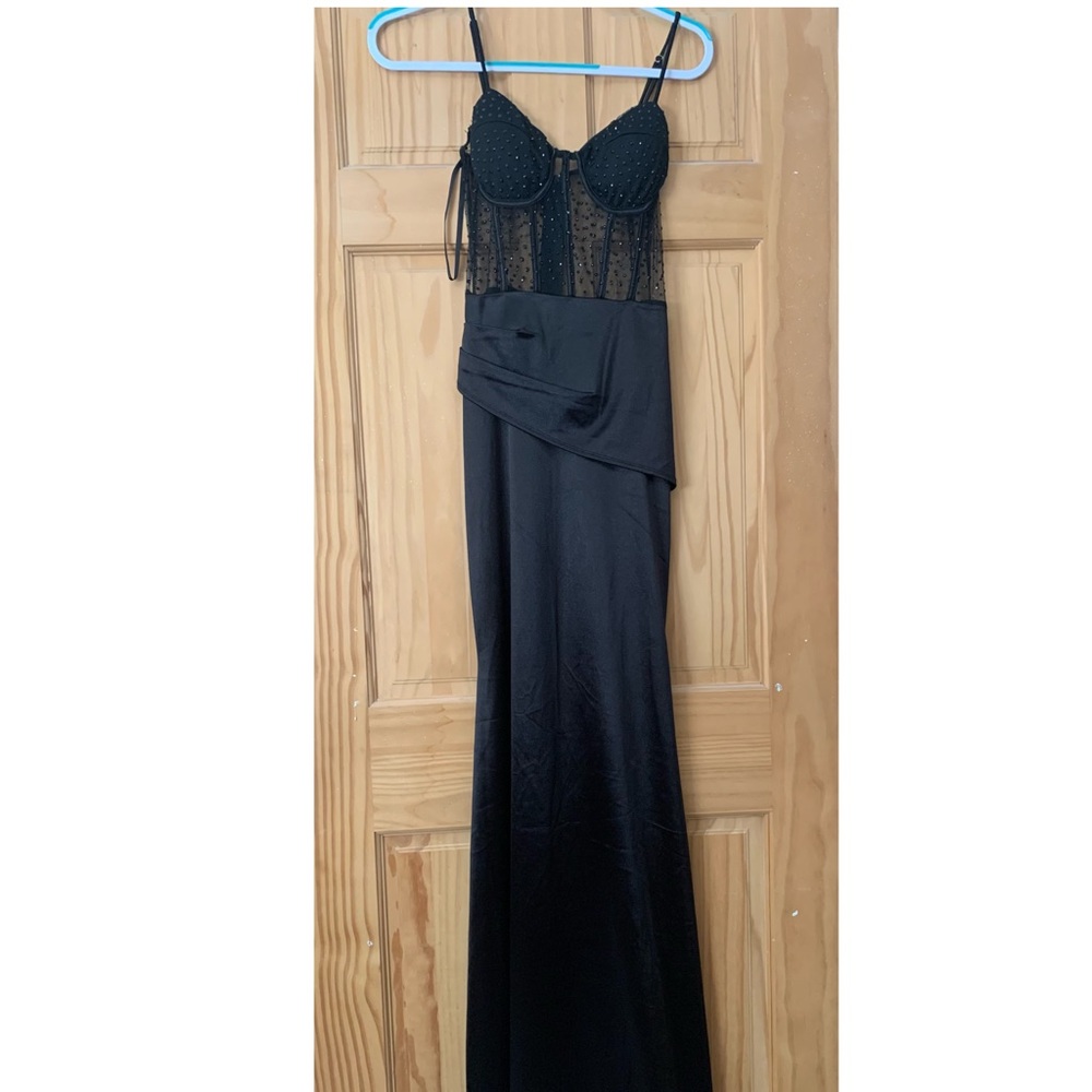 Windsor Long black formal dress
